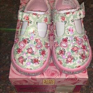 COPY - Lelli Kelly shoes. Size 22 (6 Toddler).